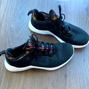 Like New Nike Trainers!